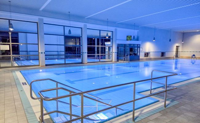 Image - Unterwasserbeleuchtung für das Dissener Aktivbad